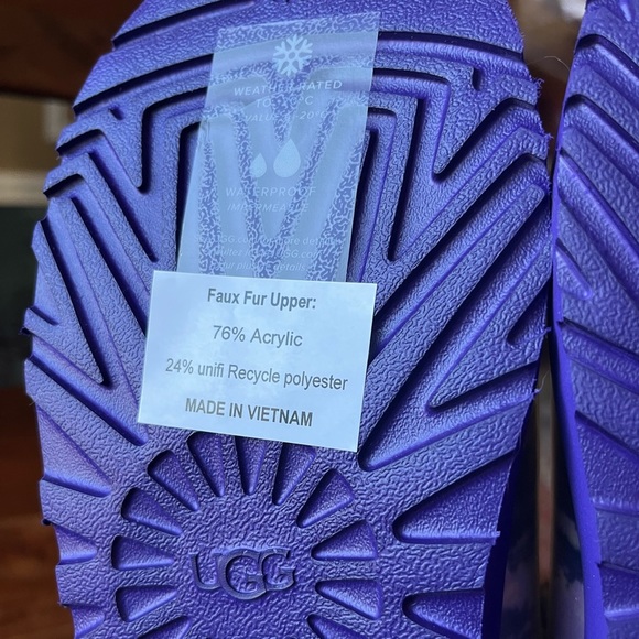 UGG CLASSIC CLEAR MINI WATERPROOF WEATHERPROOF PINK & PURPLE MARBLE BOOTS - Picture 4 of 16